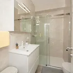 With Parking Space - 24060 Appartement
