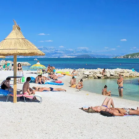 With Parking Space - 24060 Appartement Trogir